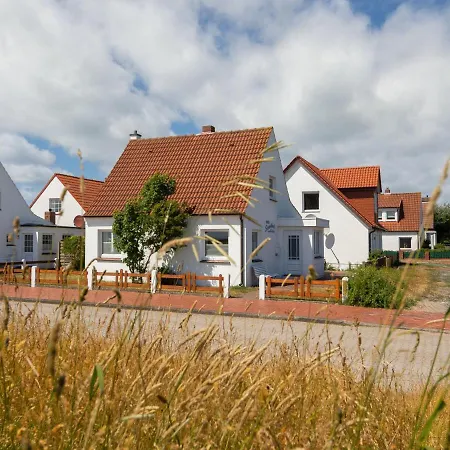 Holiday home Seewind1 *